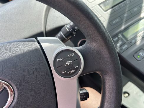 Used 2011 Toyota Prius Two FWD image 31