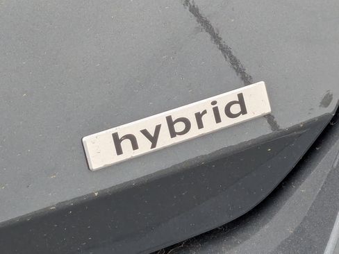 New 2025 Hyundai Elantra Limited FWD image 22