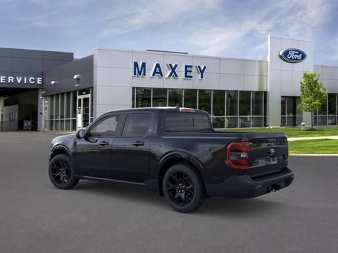 New 2025 Ford Maverick Lariat w/ Black Appearance Package image 4