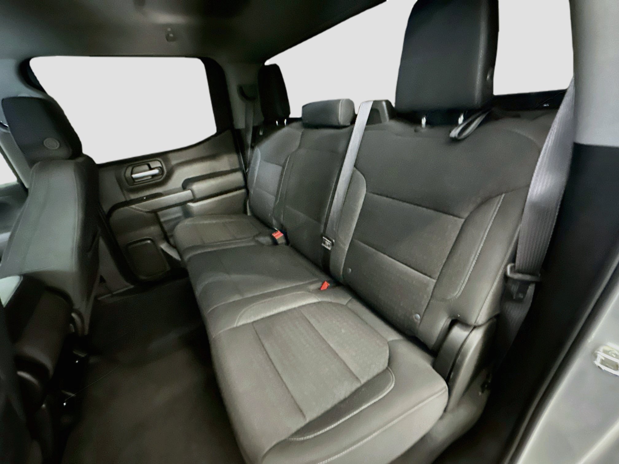 Used 2020 Chevrolet Silverado 1500 LT AWD/4WD image 29