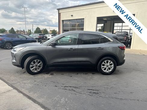 Used 2024 Ford Escape Active w/ Tech Pack #1 AWD/4WD image 4
