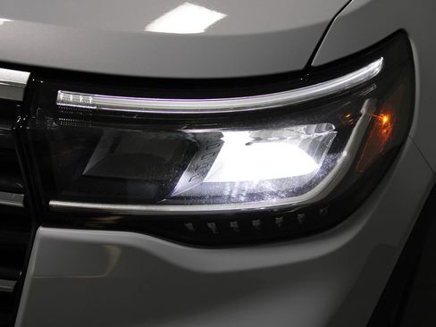 New 2026 Ford Explorer Active AWD/4WD image 56