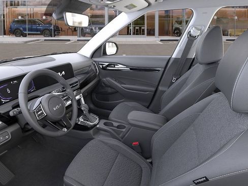 New 2026 Kia Seltos S FWD image 17