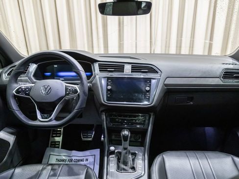 Used 2023 Volkswagen Tiguan SE R-Line FWD image 14