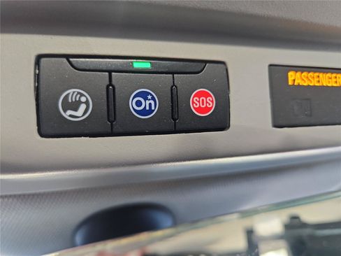 Used 2023 Chevrolet Camaro LT RWD image 11