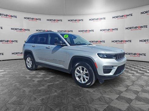 Used 2023 Jeep Grand Cherokee Limited w/ Luxury Tech Group II AWD/4WD image 1
