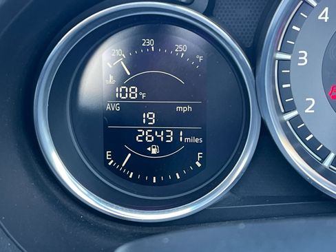 Used 2019 MAZDA MX-5 Miata Sport RWD image 24