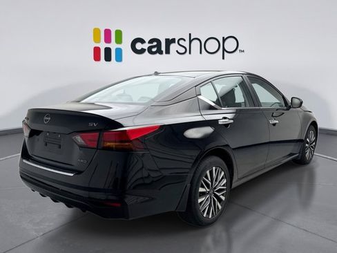 Used 2023 Nissan Altima 2.5 SV AWD/4WD image 5