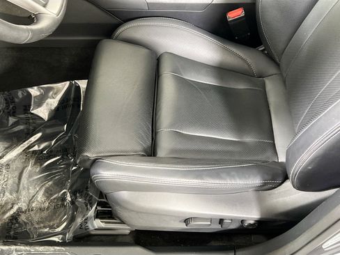 Used 2023 Subaru Outback Touring XT image 19