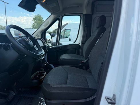Used 2023 RAM ProMaster 2500 FWD image 14