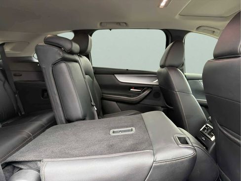 Used 2024 MAZDA CX-90 3.3 Turbo w/ Preferred Plus image 39