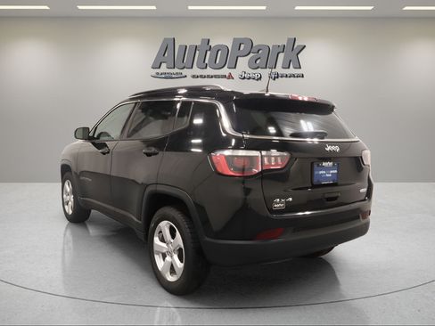 Certified 2019 Jeep Compass Latitude w/ Cold Weather Group AWD/4WD image 4