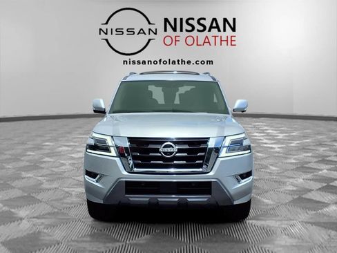 Used 2024 Nissan Armada SL AWD/4WD image 32