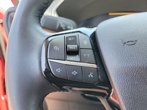 Used 2023 Ford Escape Platinum AWD/4WD image 17