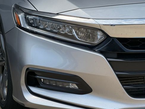Used 2018 Honda Accord EX-L image 4