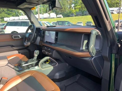 Certified 2024 Ford Bronco Outer Banks AWD/4WD image 16
