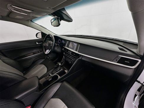 Used 2020 Kia Optima Premium image 30