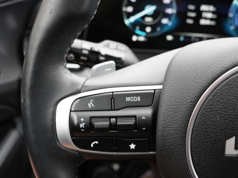 Certified 2025 Kia Sportage SX Prestige AWD/4WD image 35