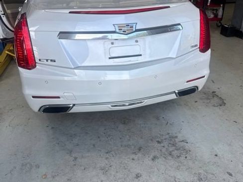 Used 2015 Cadillac CTS Luxury RWD image 4