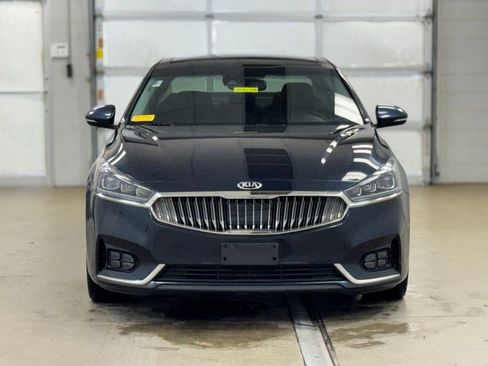 Used 2019 Kia Cadenza Technology image 2
