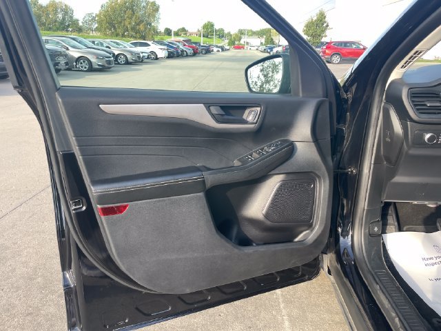 Used 2022 Ford Escape SE w/ Cold Weather Package AWD/4WD image 20