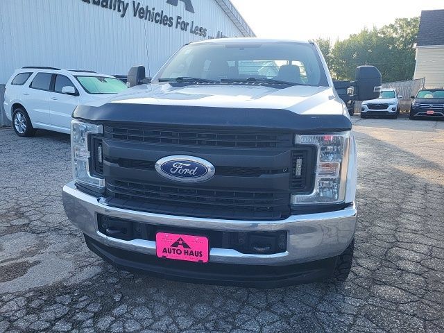 Used 2019 Ford F350 XL w/ Power Equipment Group AWD/4WD image 14
