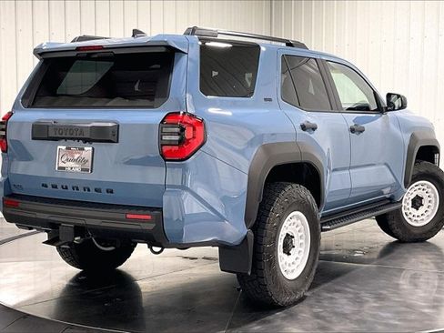 Used 2026 Toyota 4Runner SR5 AWD/4WD image 13