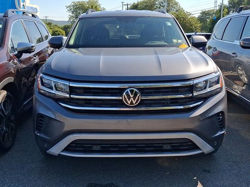 Used 2021 Volkswagen Atlas SE AWD/4WD image 2