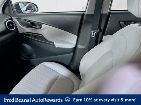 Used 2023 Hyundai Kona SEL AWD/4WD image 27