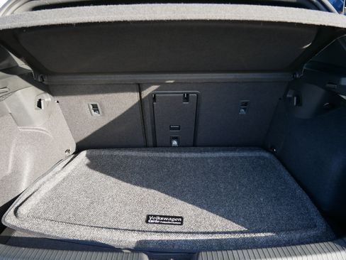 New 2026 Volkswagen GTI Autobahn image 6