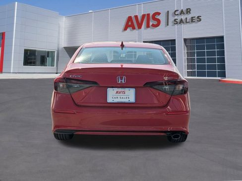 Used 2025 Honda Civic Sport image 5