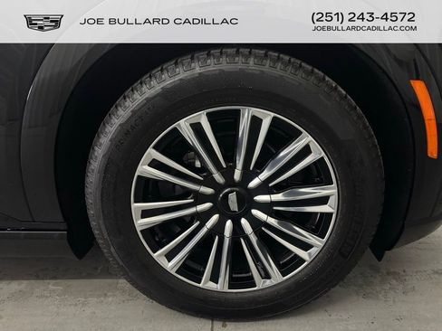 New 2026 Cadillac Escalade IQL Luxury image 16