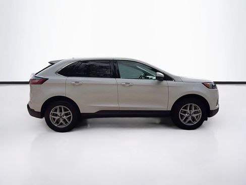 Used 2024 Ford Edge SEL AWD/4WD image 4