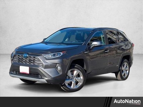 Used 2021 Toyota RAV4 Limited image 1