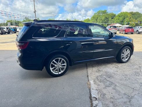 Used 2024 Dodge Durango GT RWD image 9