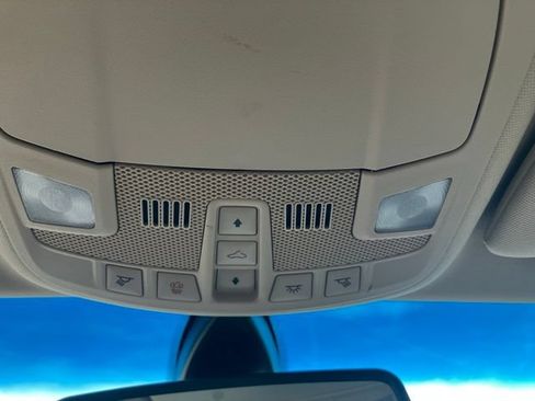 Used 2017 Lincoln MKZ Reserve w/ Climate Package AWD/4WD image 15