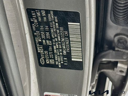 Used 2021 Hyundai Elantra SEL image 29