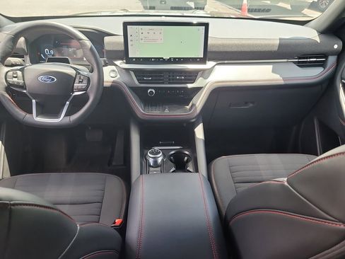 Used 2025 Ford Explorer ST-Line w/ Premium Package AWD/4WD image 13