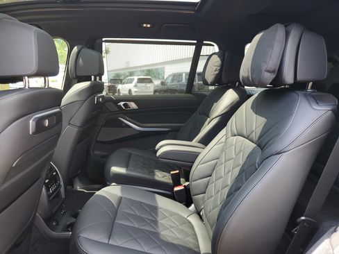 New 2027 BMW X7 xDrive40i w/ Executive Package AWD/4WD image 34