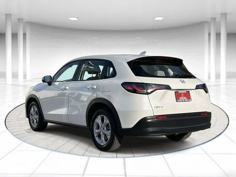Used 2025 Honda HR-V LX image 2