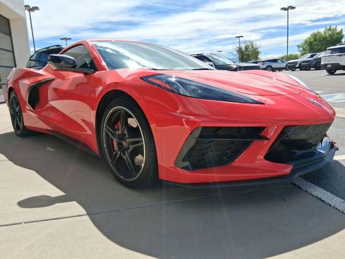 Used 2020 Chevrolet Corvette Stingray Premium Cpe w/ 3LT Preferred Equipment Group RWD image 4