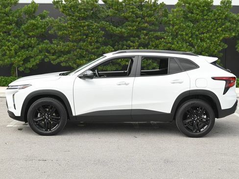 Used 2025 Chevrolet Trax ACTIV w/ Driver Confidence Package image 7