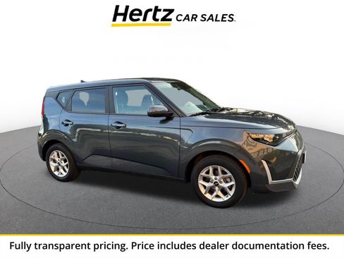Used 2025 Kia Soul LX w/ LX Technology Package FWD image 1