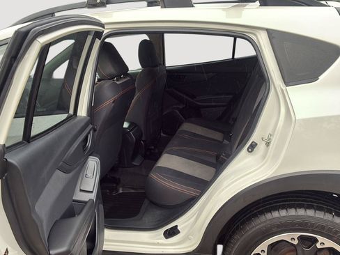 Used 2022 Subaru Crosstrek 2.0i Premium w/ Moonroof Package AWD/4WD image 23