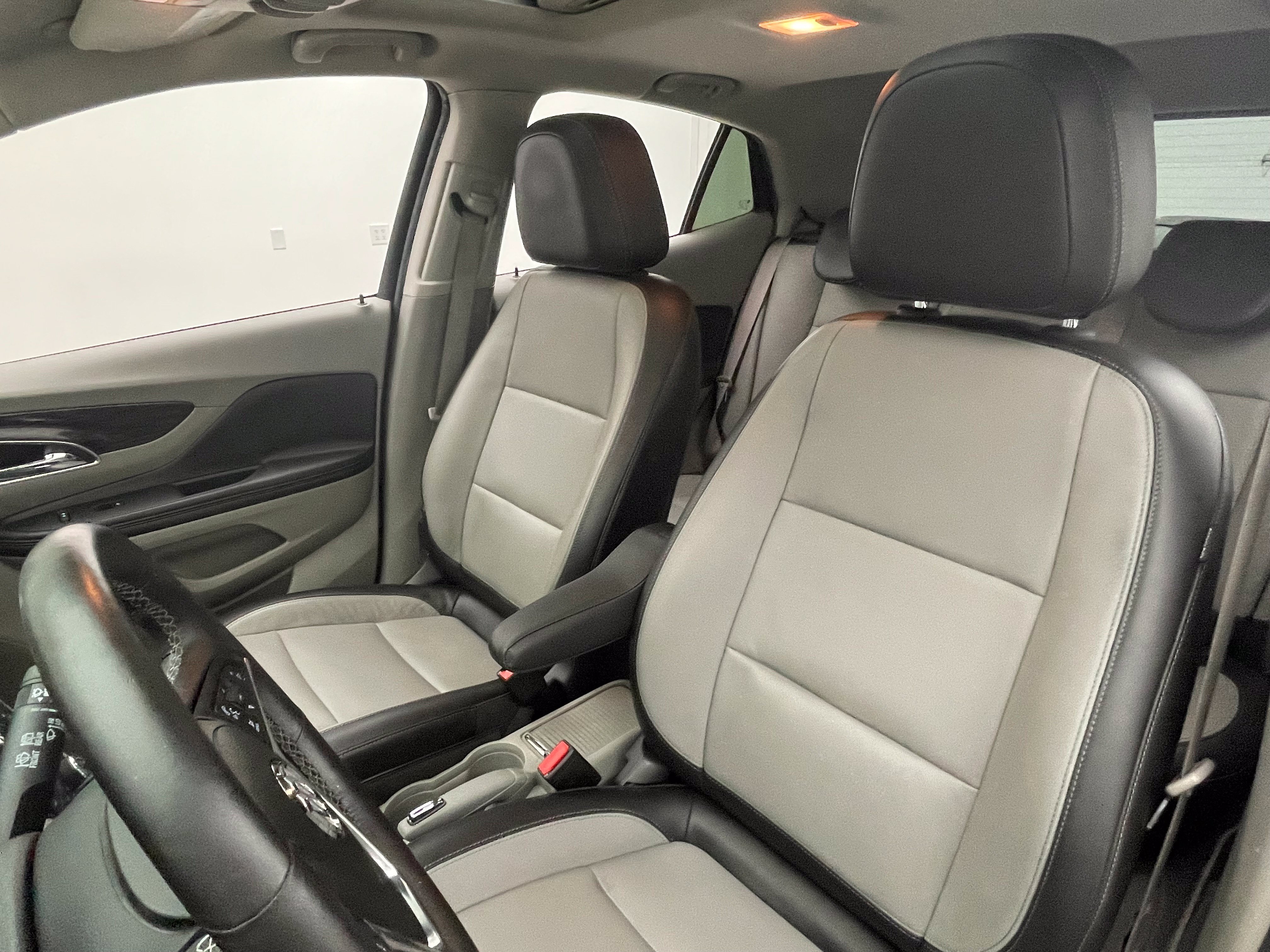 Used 2016 Buick Encore Leather FWD image 18
