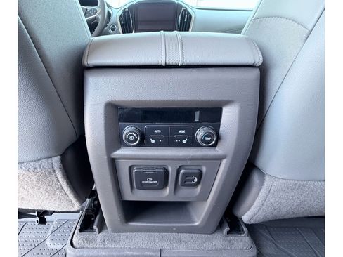 Used 2020 Chevrolet Traverse Premier w/ LPO, Floor Liner Package FWD image 31