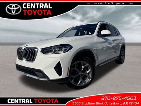 Used 2024 BMW X3 xDrive30i w/ Premium Package image 1
