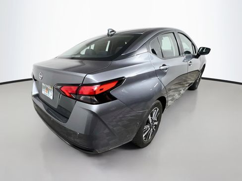 Used 2025 Nissan Versa SV FWD image 4