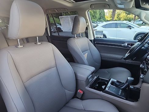 Certified 2022 Lexus GX 460 Premium w/ Premium Package AWD/4WD image 20