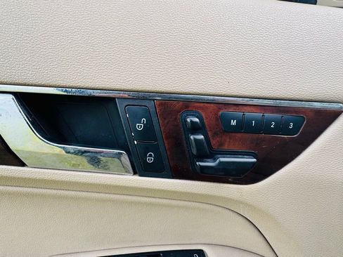 Used 2011 Mercedes-Benz E 350 Coupe image 6